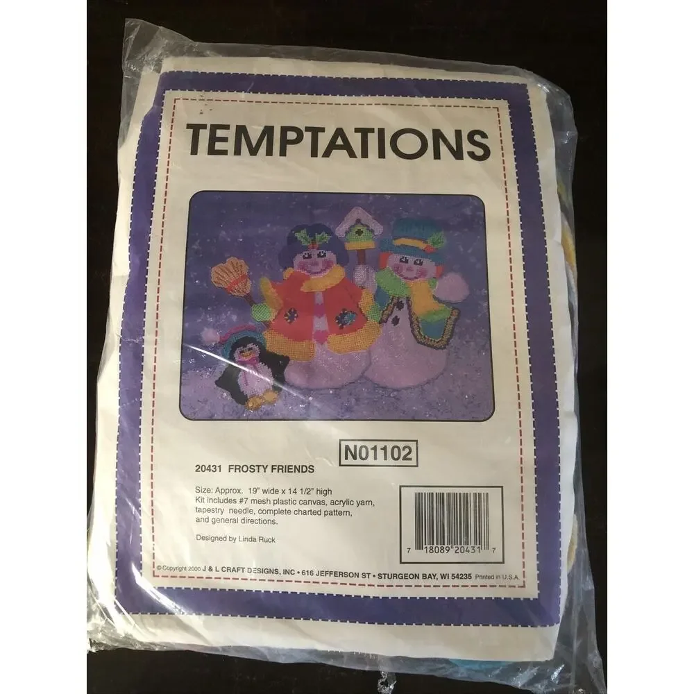 20431 Frosty Friends J & J Designs‎ Needlepoint Canvas Set